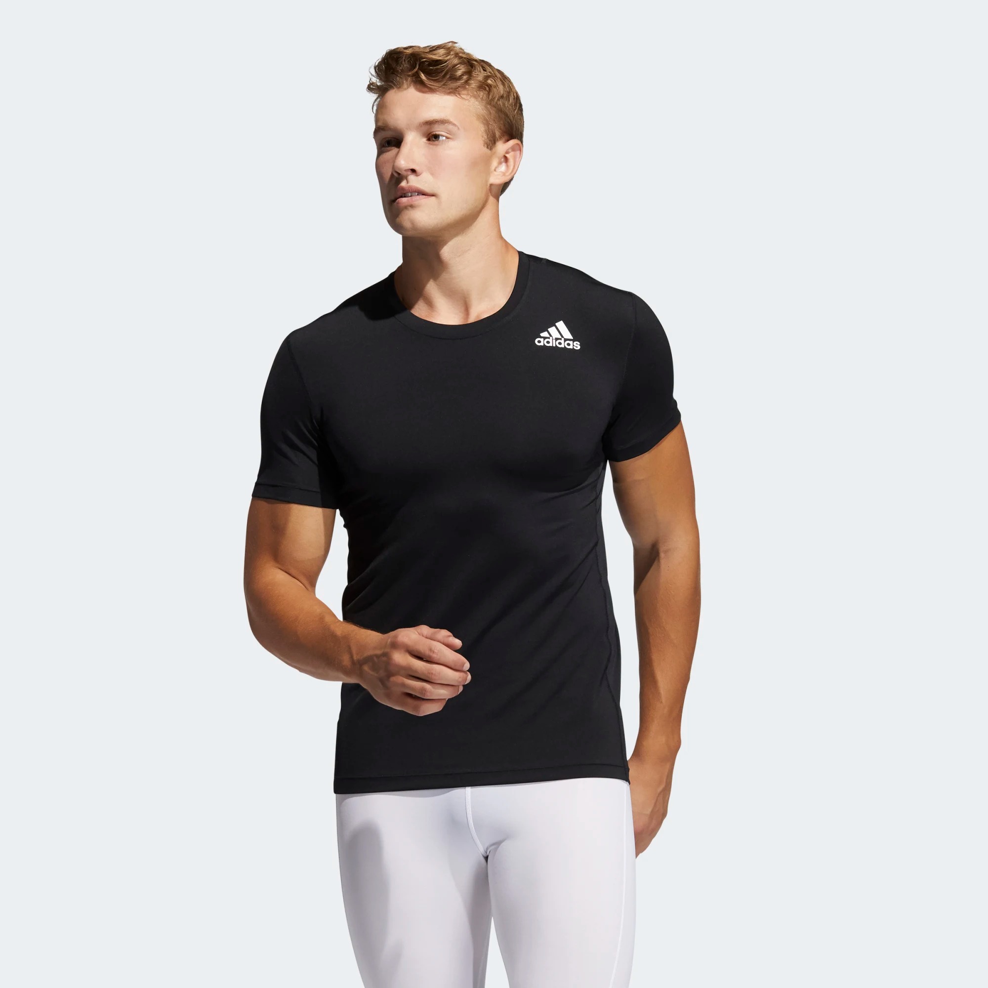 фото Футболка мужская adidas techfit ss top m черная l