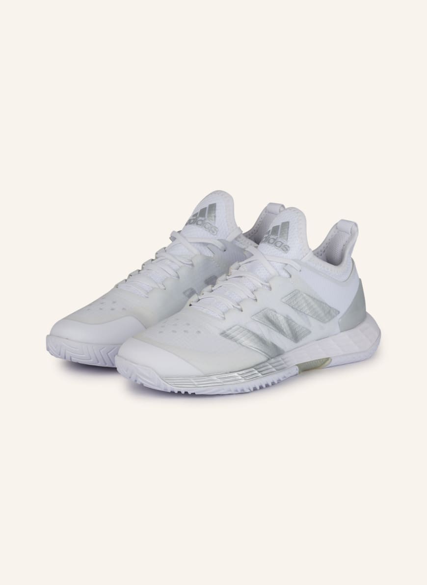 

Кроссовки женские Adidas 1001263714 белые 40 EU (доставка из-за рубежа), 1001263714