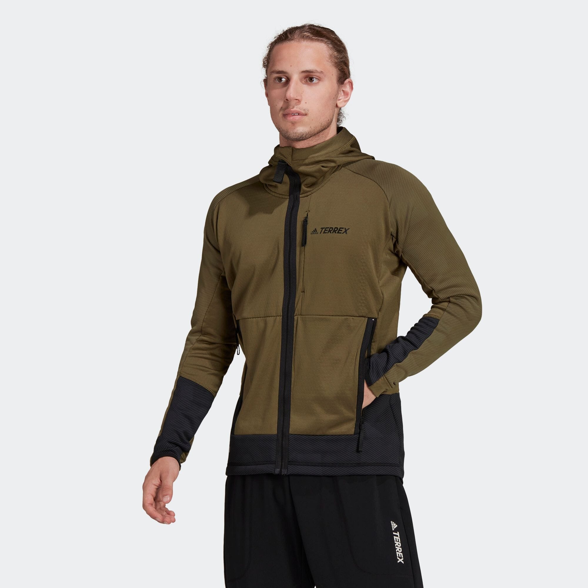 Олимпийка мужская Adidas M Terrex Tech Fleece Hooded зеленая XL зеленый