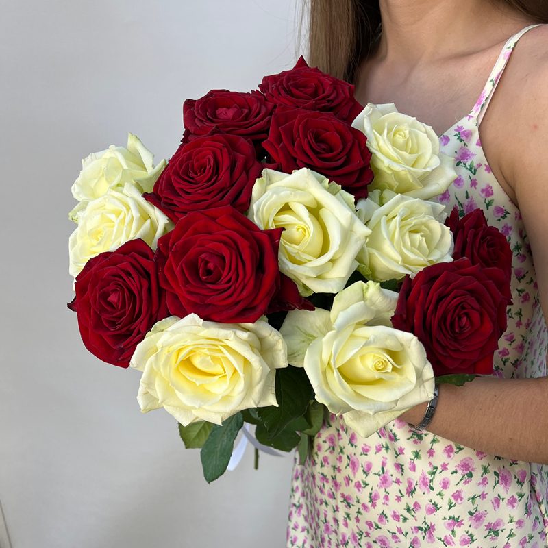 

Букет цветов ЗА Ёлочкой Роза 4071, Роза