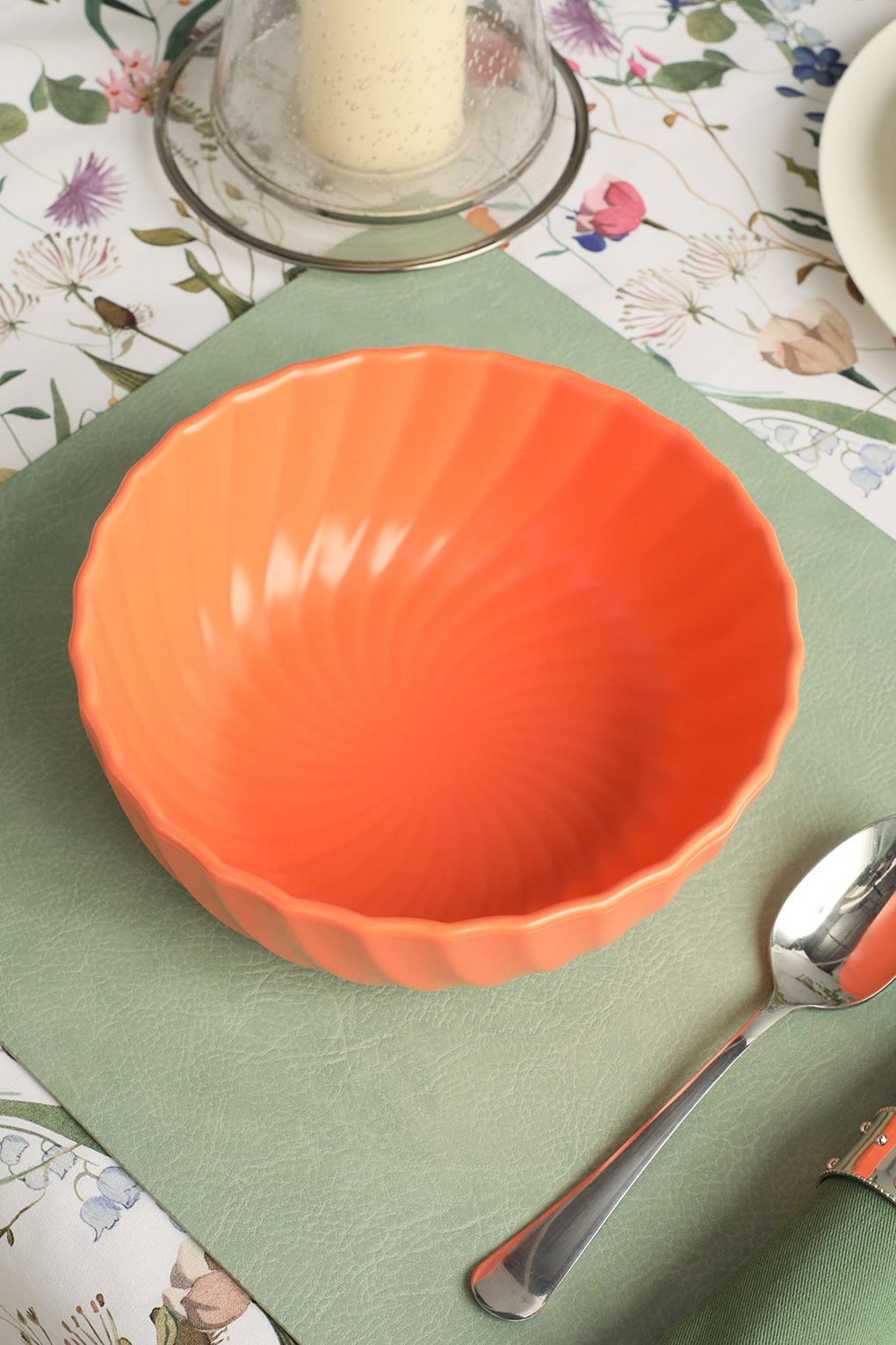 

Салатник Tognana RE104205837, 20 см, оранжевый
