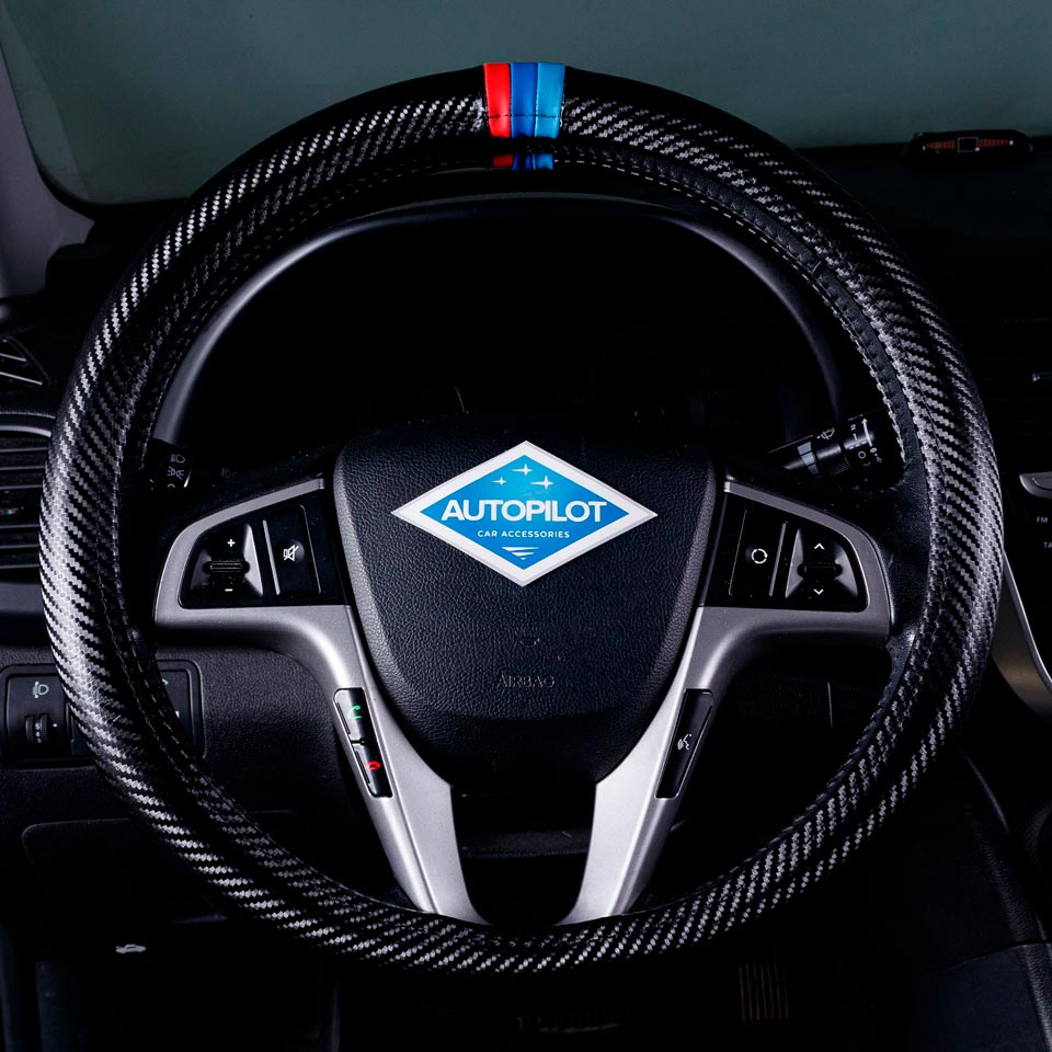 

Оплетка на руль Автопилот Volvo-3302-BLW-010001021017 Вольво с40 (2004-2007) седан, Черный;красный;синий