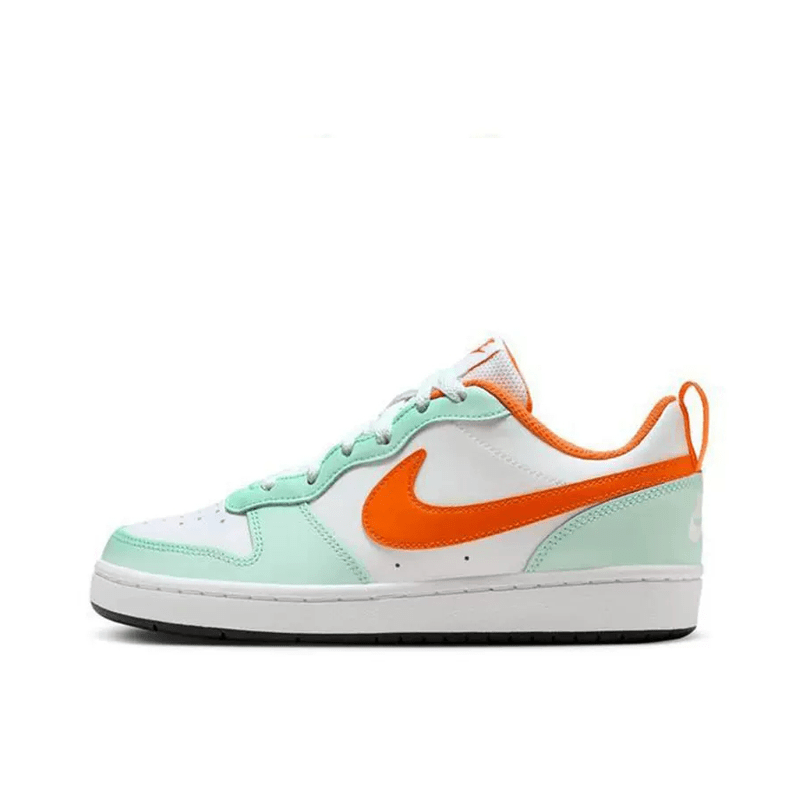 

Кеды унисекс Nike Court Borough Low 2 GS белые 38.5 EU, Белый, Court Borough Low 2 GS