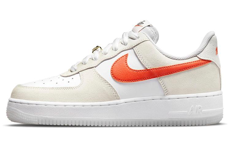 

Кеды унисекс Nike Air Force 1 Low 07 se first use 50 белые 35.5 EU, Белый, Air Force 1 Low 07 se first use 50