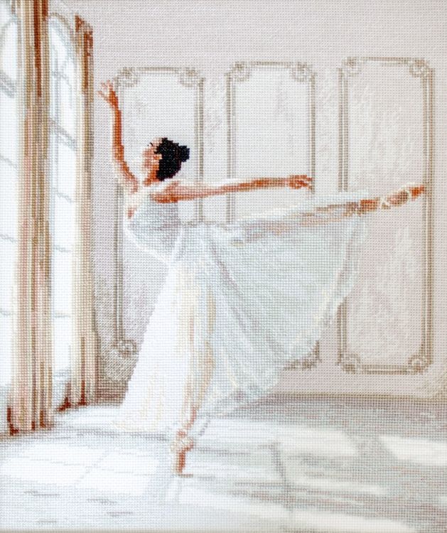 

Набор для вышивания Letistitch Ballerina 901