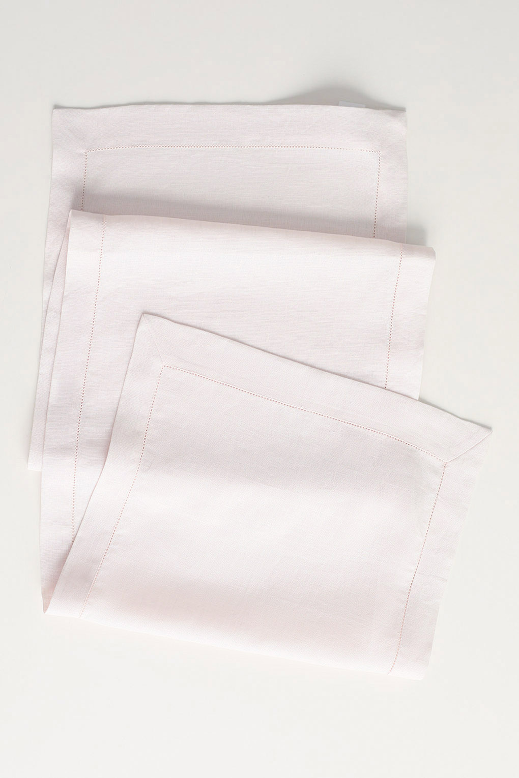 Дорожка настольная Villa Stockmann HEMSTITICH RUNNER 40X150 ROSE, 40x150 см, розовый