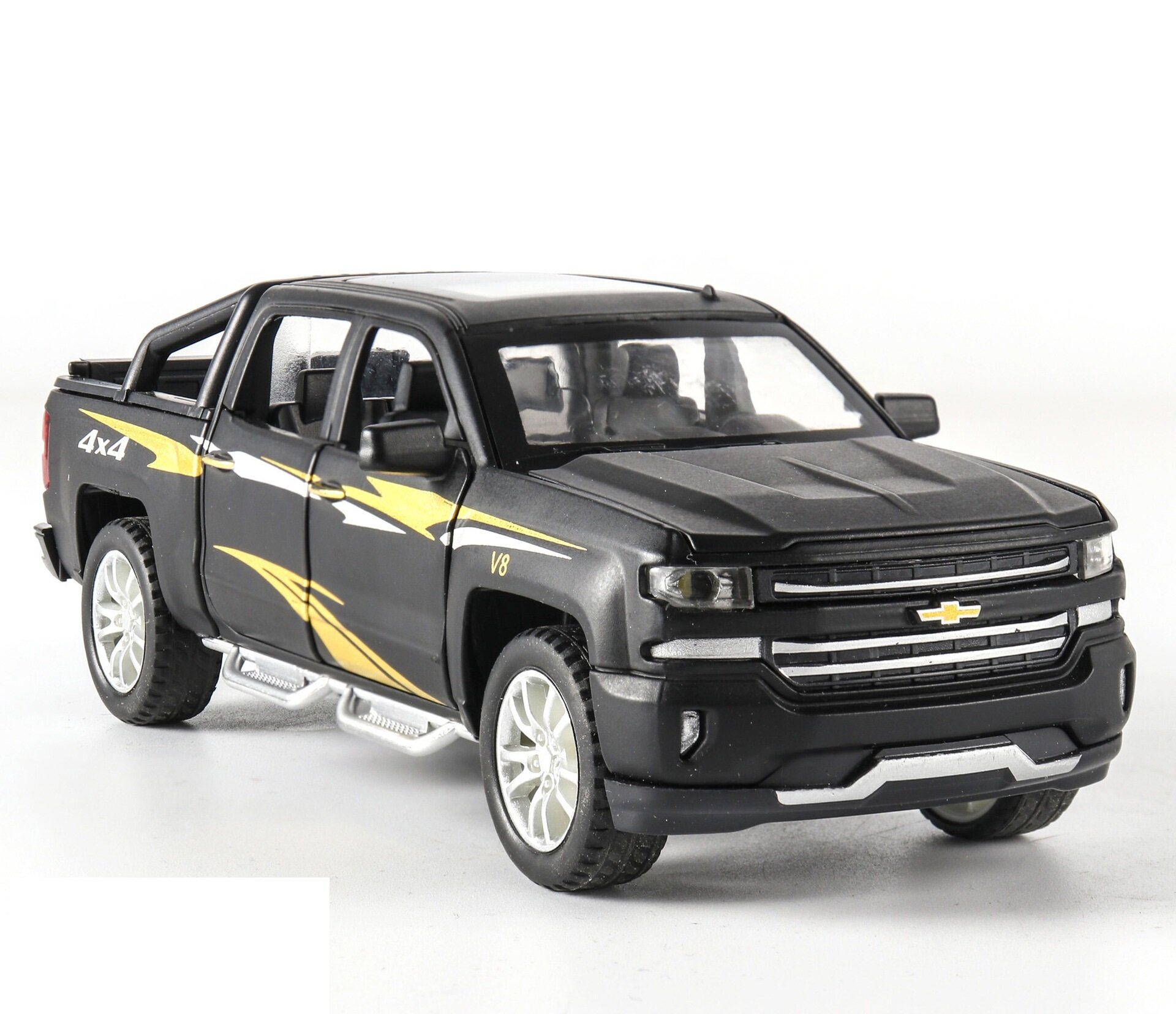 

Пикап XPX CHEVROLET М2 4х4 черный, CHEVROLET