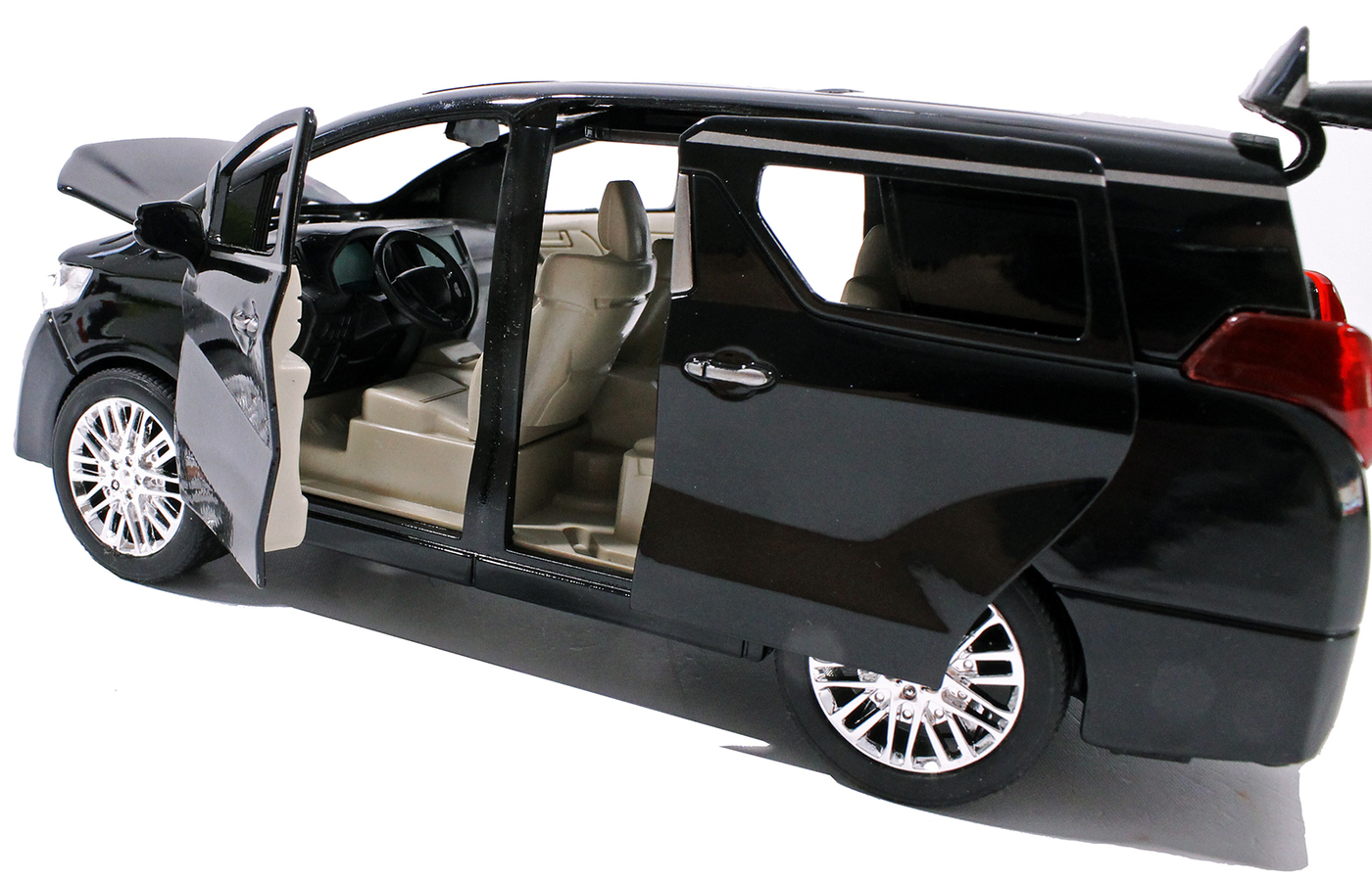 Металлическая машинка DIE-CAST Toyota Alphard 1:24, 21 см цвет черный