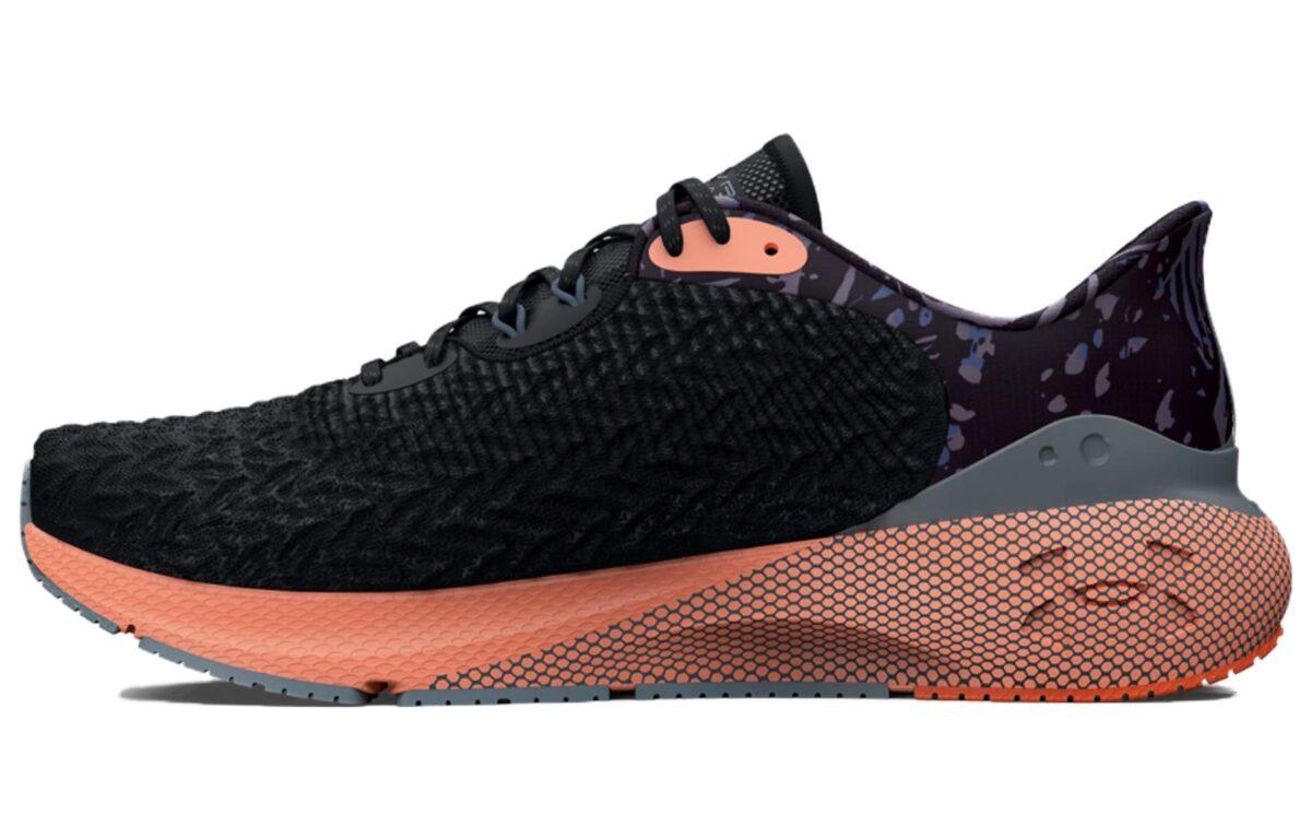 

Кроссовки унисекс Under Armour HOVR Machina 3 Clone RLA черные 40 EU, Черный, HOVR Machina 3 Clone RLA