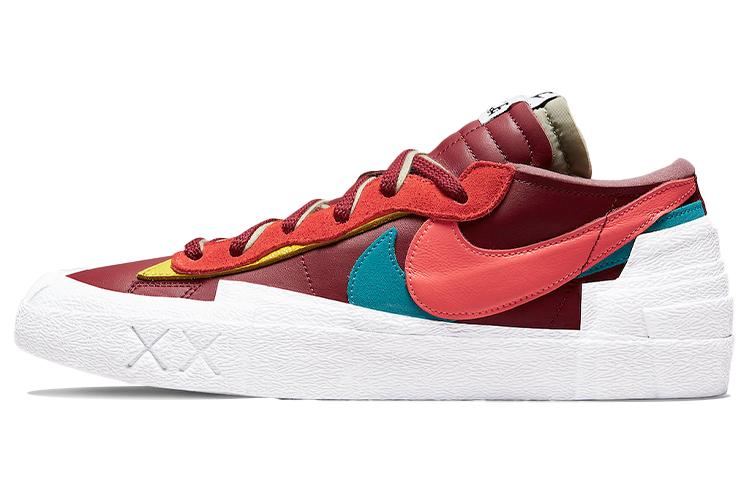 

Кеды унисекс Nike KAWS x Nike Blazer Low Team Red бордовые 41 EU, Бордовый, KAWS x Nike Blazer Low Team Red