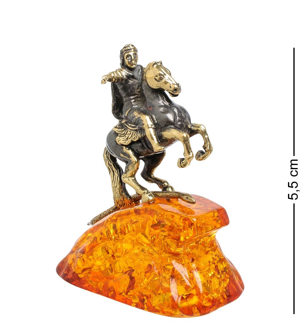 Фигурка Петр I на коне (янтарь)