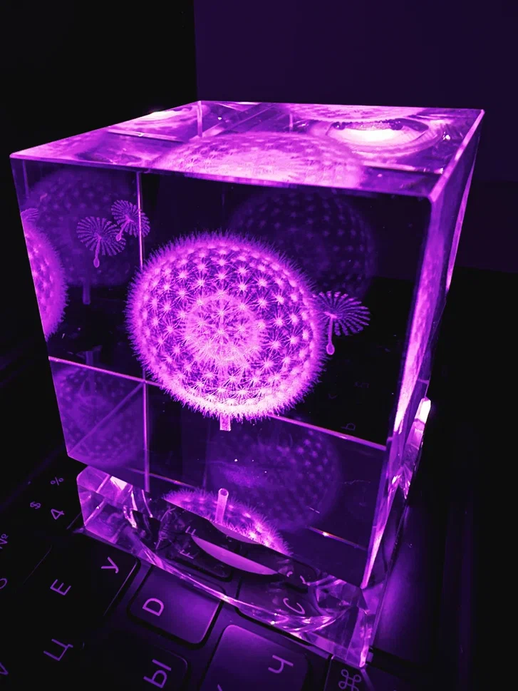 фото Светильник 3d хрустальный куб (длина грани 6 см) "одуванчик" фиолетовый qvatra
