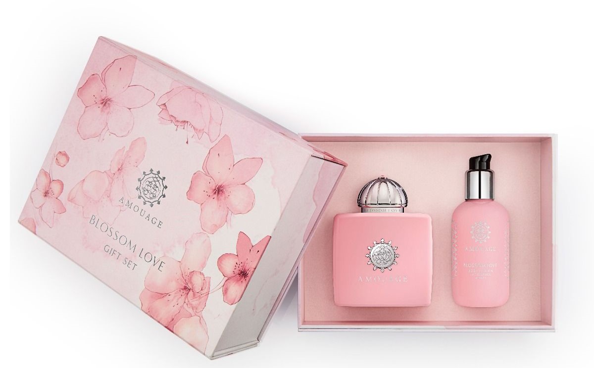 Туалетная вода AMOUAGE BLOSSOM LOVE 100 мл 35000₽