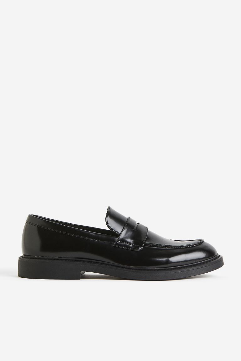 

Лоферы мужские H&M 1125436 черные 46 EU (доставка из-за рубежа), Черный, 1125436