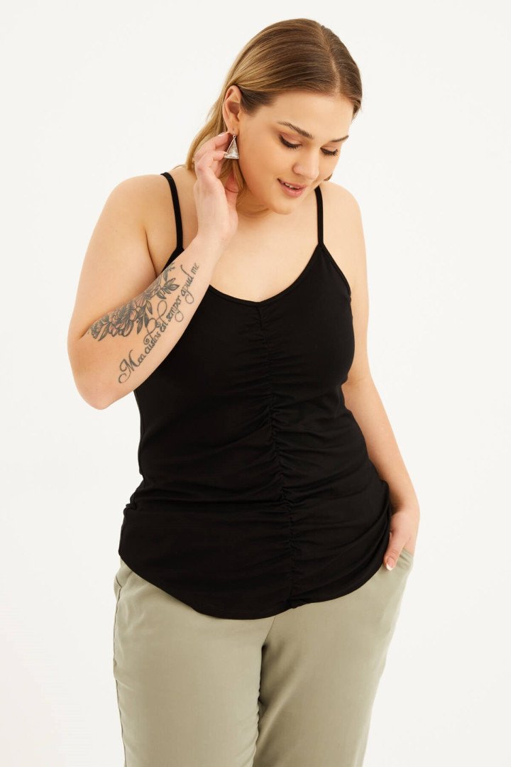 

Топ женский My Line Moda 1533 черный M (товары доставляются из-за рубежа), 1533