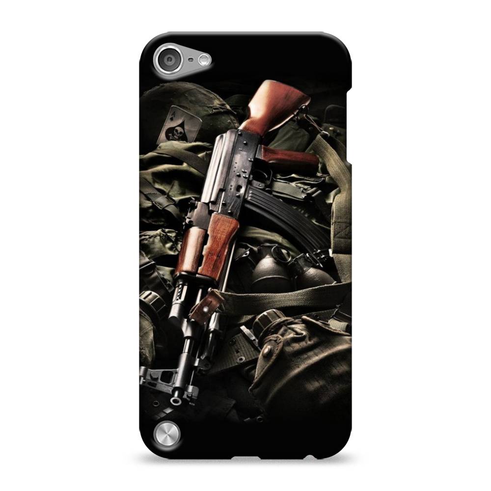 

Пластиковый чехол "Автомат" на Apple iPod Touch, 11120-4