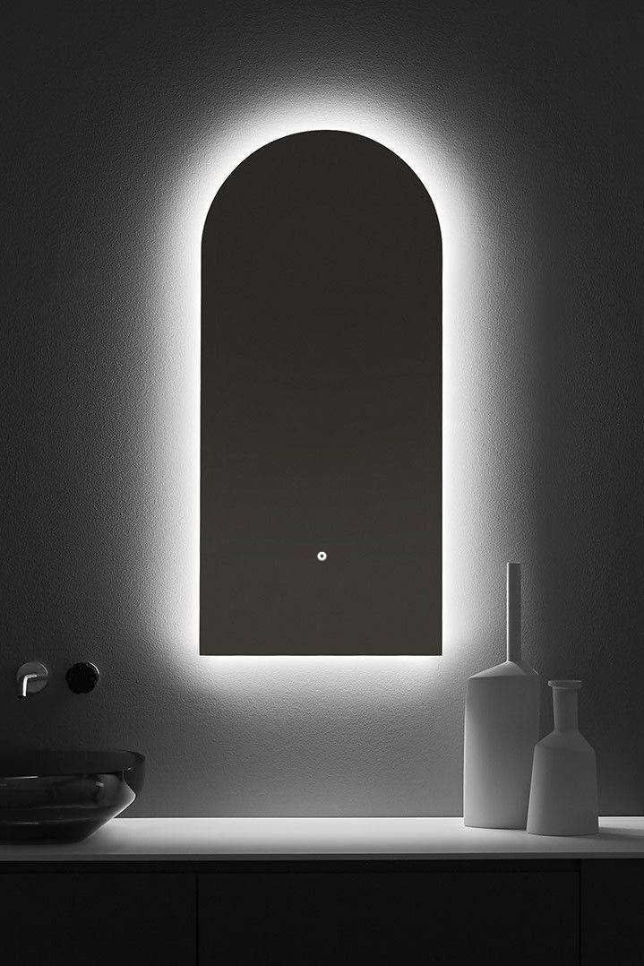 Зеркало Медея 70*30 с нейтральной LED-подсветкой медея сб 3238 шкаф белый