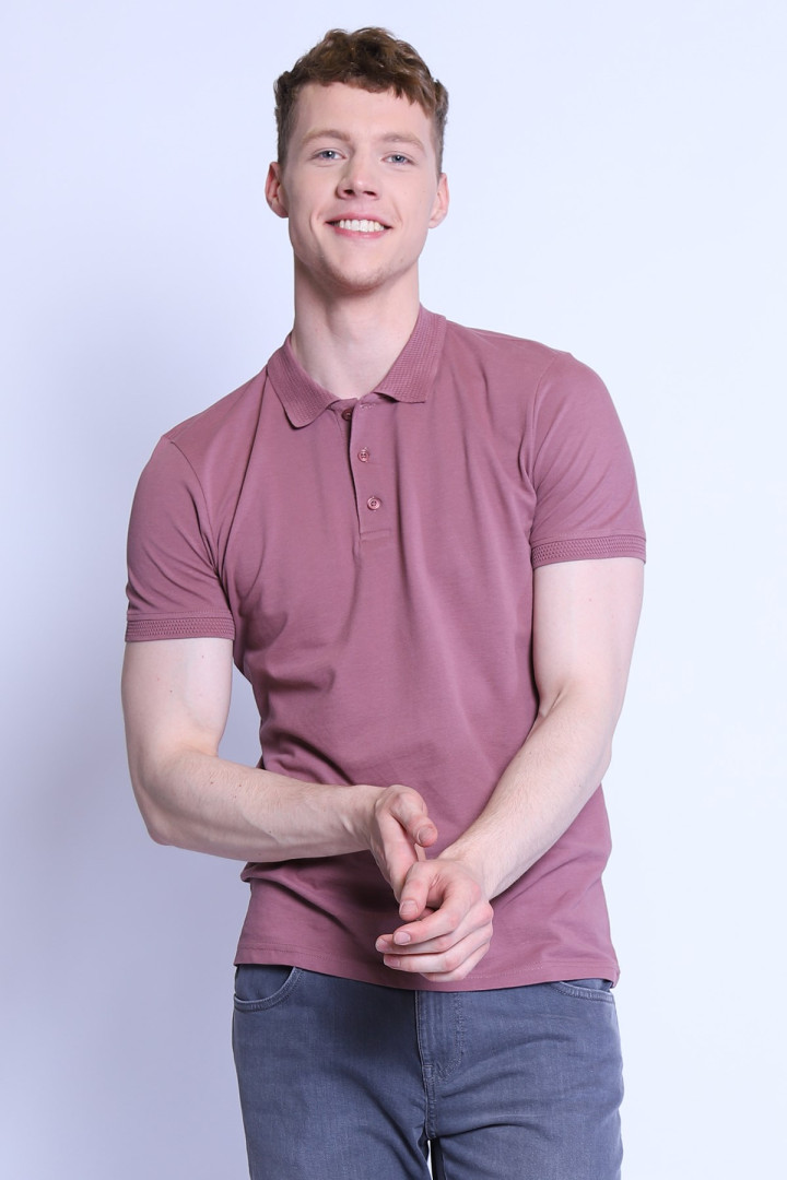 

Футболка мужская Twister Jeans 13127 красная M (товары доставляются из-за рубежа), 13127