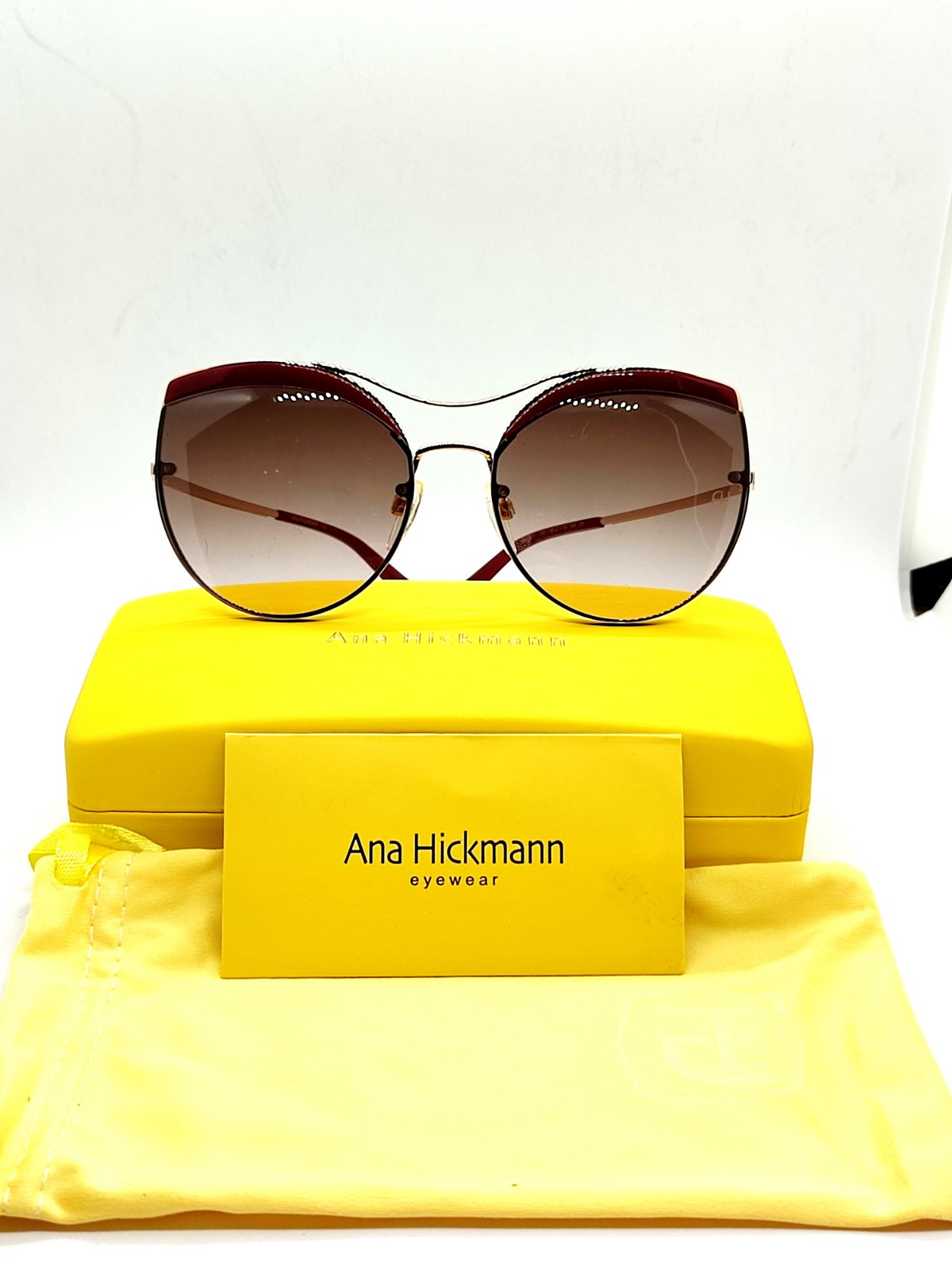 Солнцезащитные очки женские Hickmann AH3207T01, коричневые
