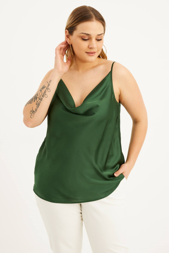 

Топ женский My Line Moda 1538 зеленый 40 RU (товары доставляются из-за рубежа), 1538