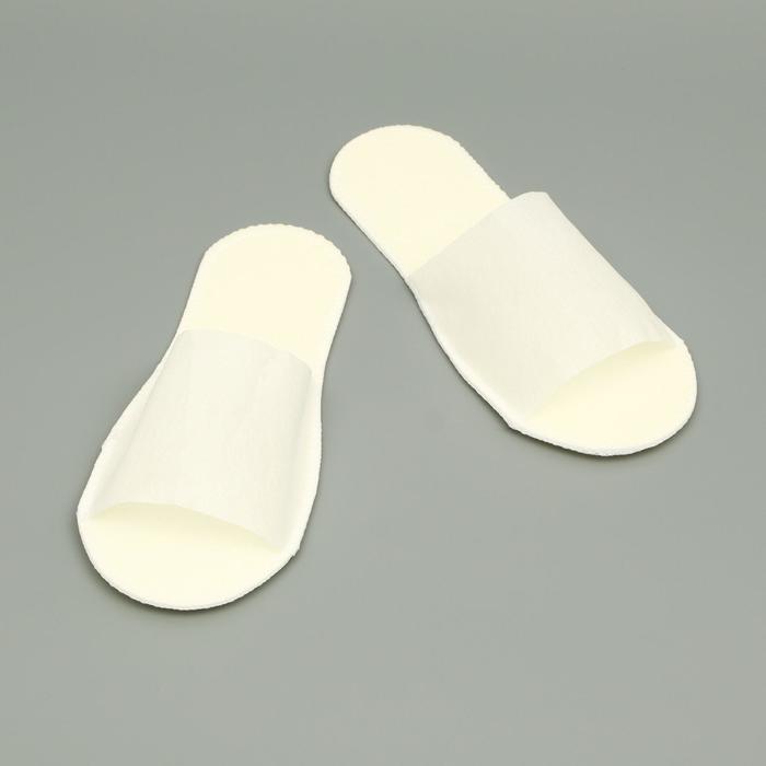 Одноразовые тапочки Стандарт Лайт, молочные / белые, 42 р. носки одноразовые для прокатной обуви белые 360 x 120 мм спанбонд 17 г м2