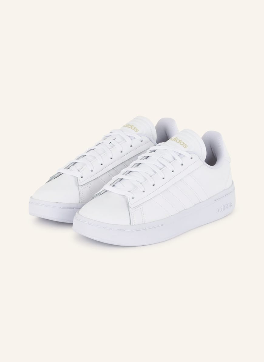 

Кеды женские Adidas 1001228509 белые 38.5 RU (доставка из-за рубежа), 1001228509