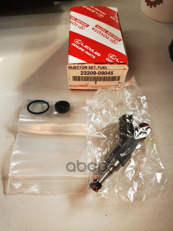 

Форсунка Топливная TOYOTA арт. 2320909045