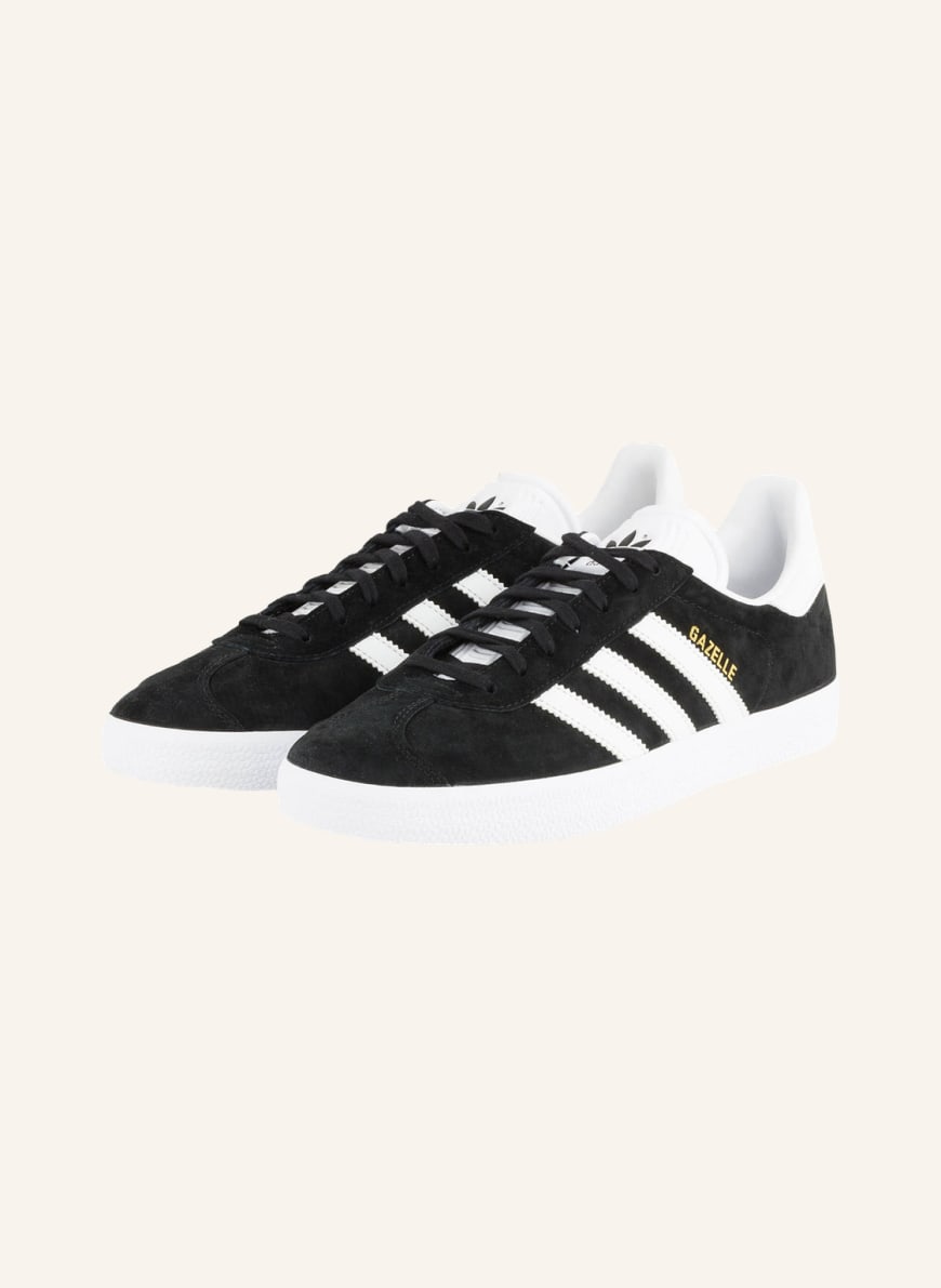 

Кеды унисекс Adidas 1001163957 черные 46.5 EU (доставка из-за рубежа), Черный, 1001163957