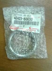 

Втулка Запорная Toyota 42423-60030 TOYOTA арт. 42423-60030