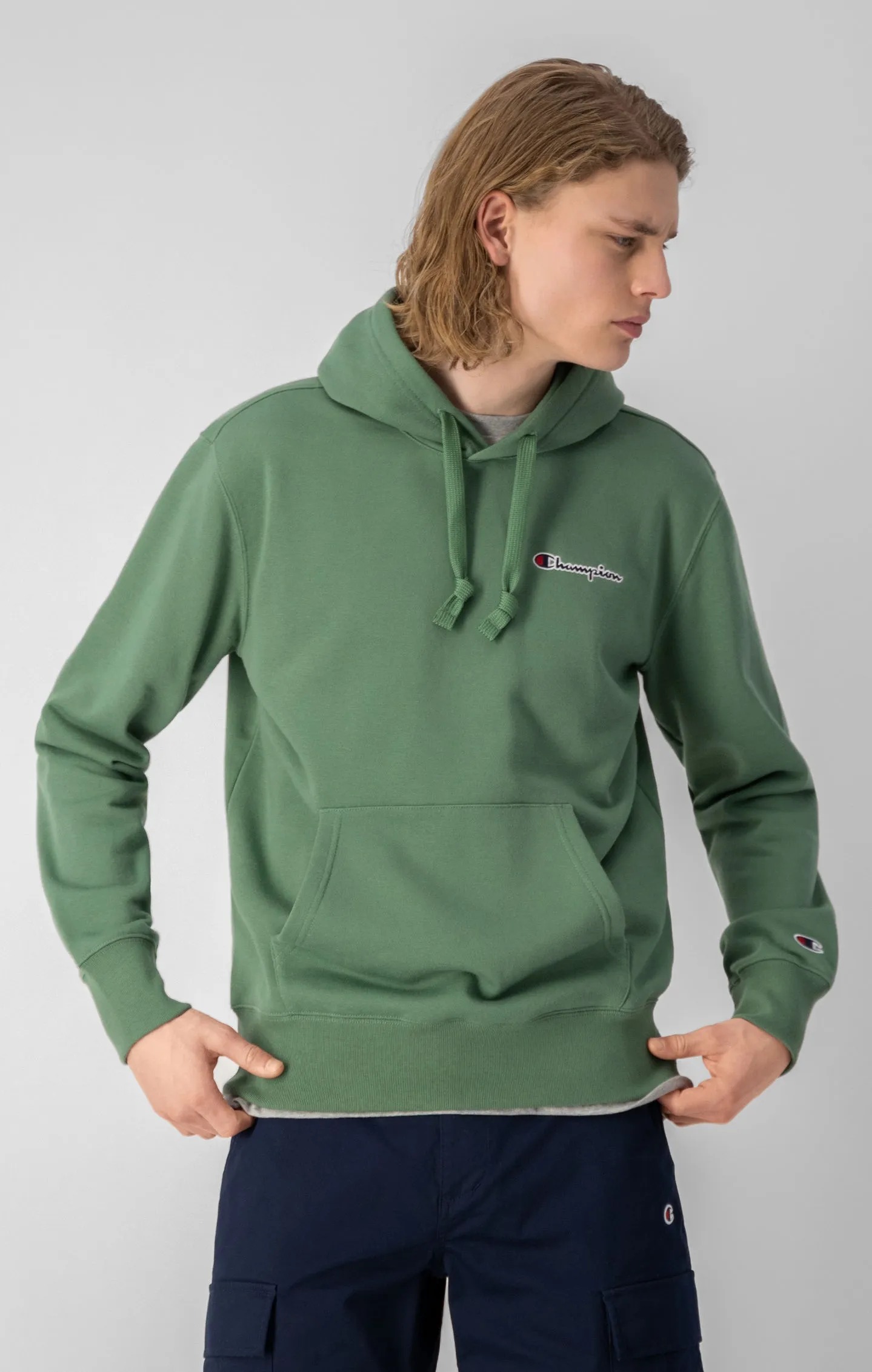 фото Худи мужское champion hooded sweatshirt зеленое s