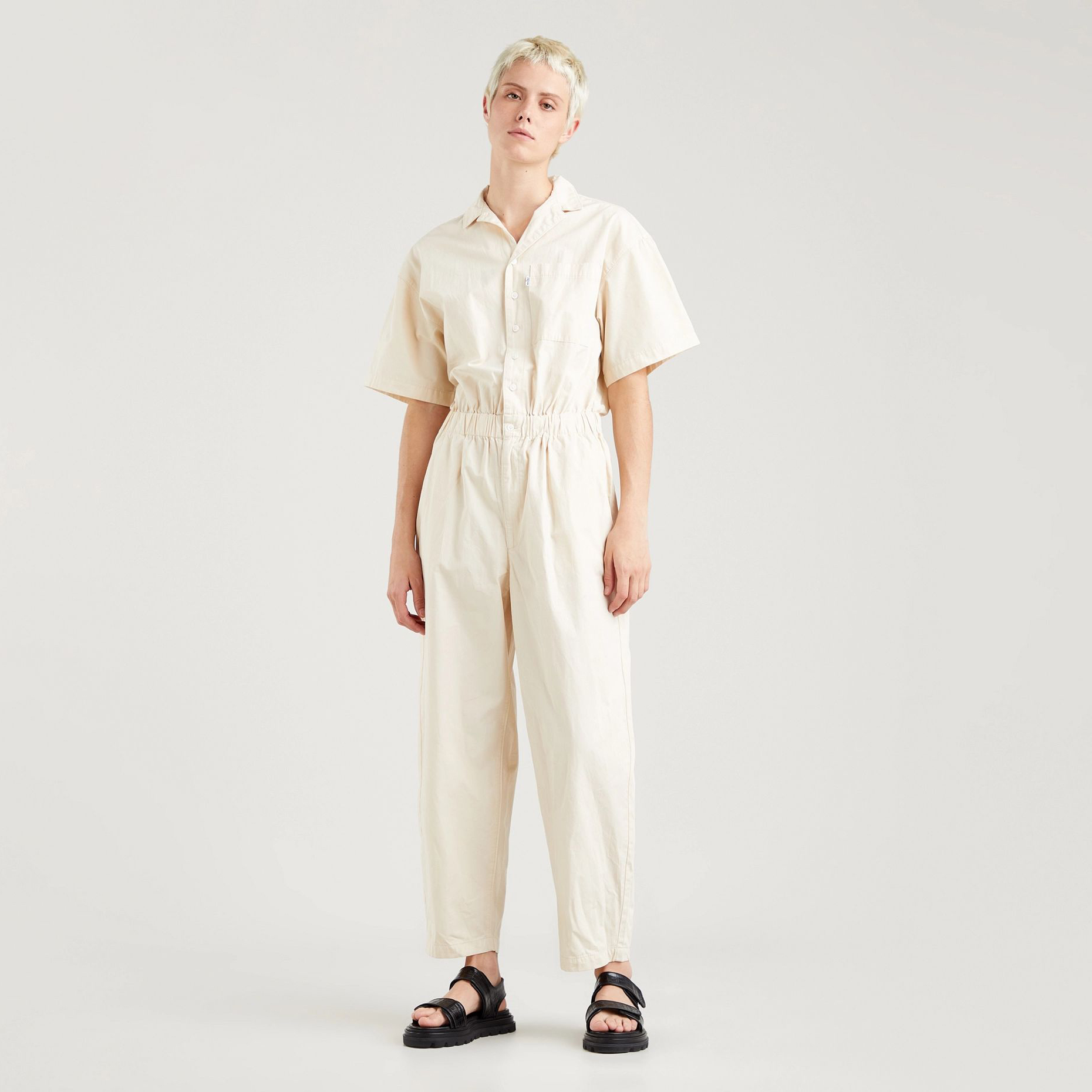 фото Комбинезон женский levi's scrunchie jumpsuit бежевый xs