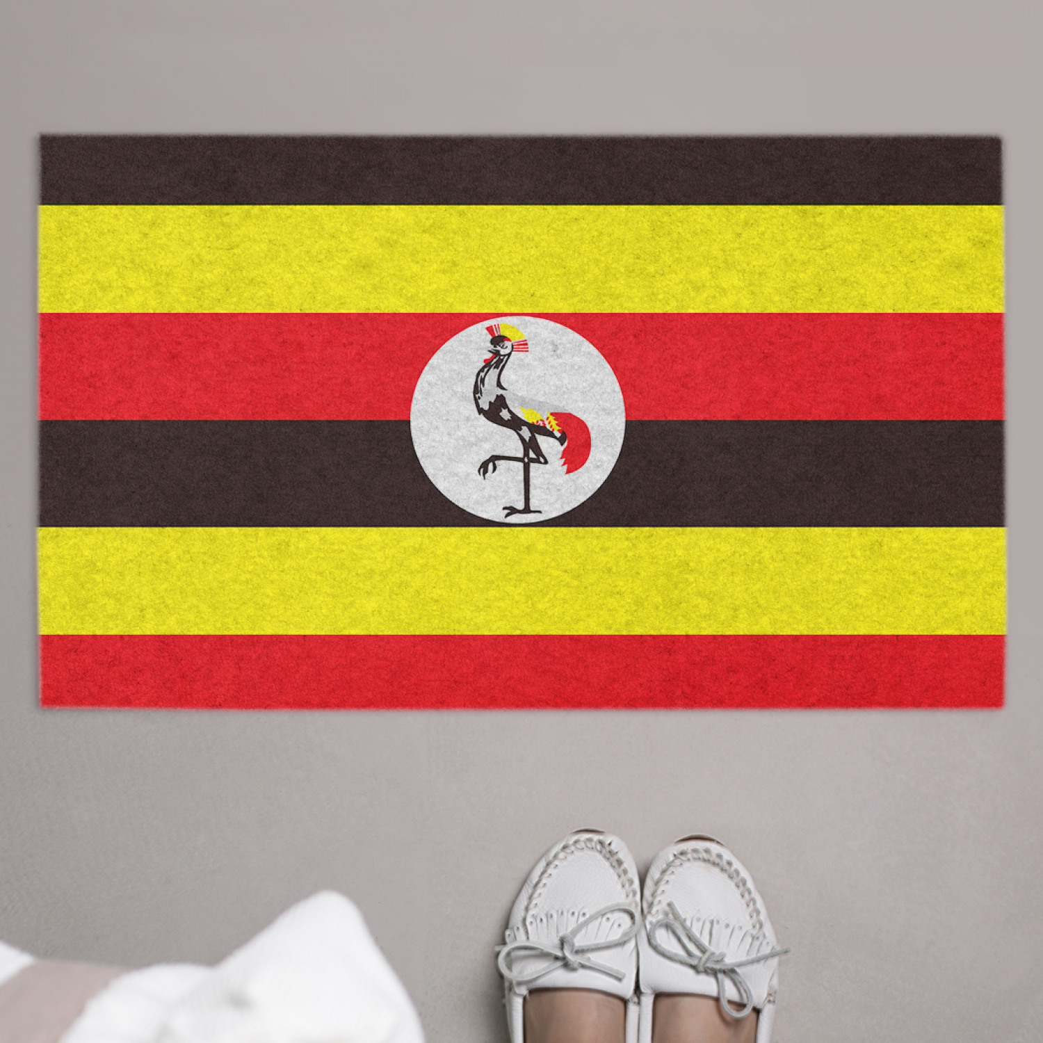 фото Придверный коврик joyarty "флаг уганды" резиновая основа 75x45 см