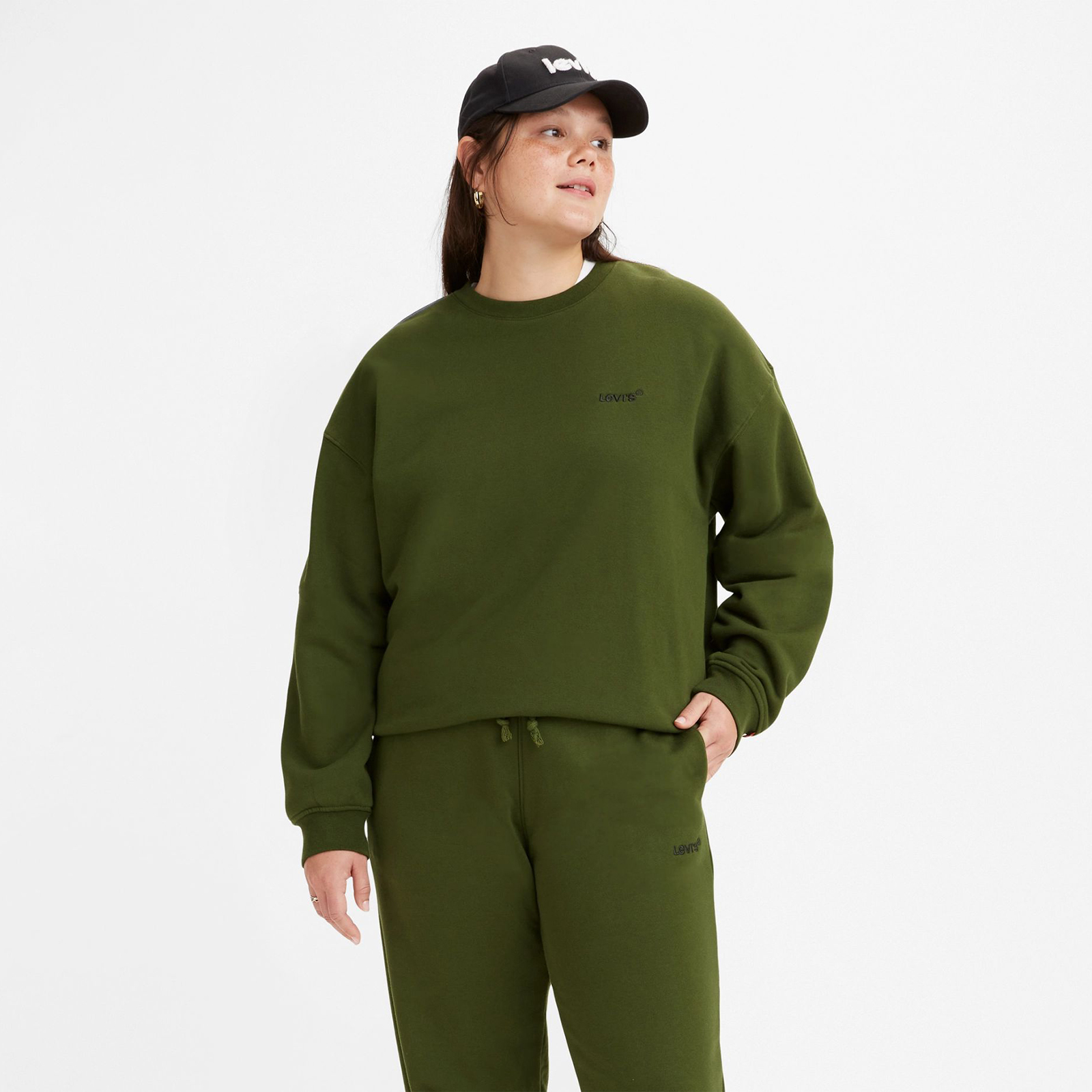 

Свитшот мужской Levi's Men Red Tab Sweats Crew зеленый XS, Men Red Tab Sweats Crew