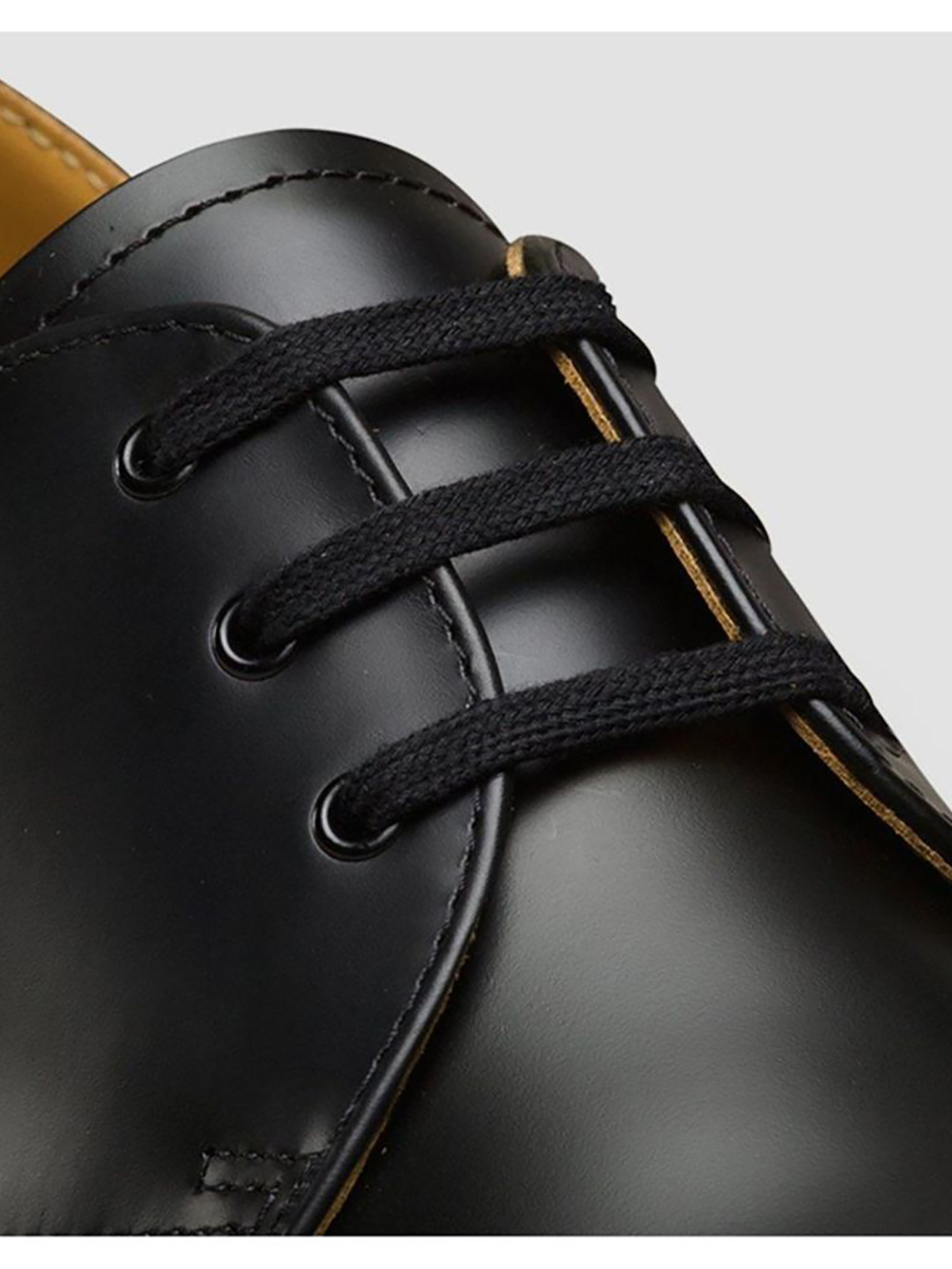 

Шнурки для обуви Dr.Martens (на 3 отверстия) AC498001 черные 65 см, AC498001