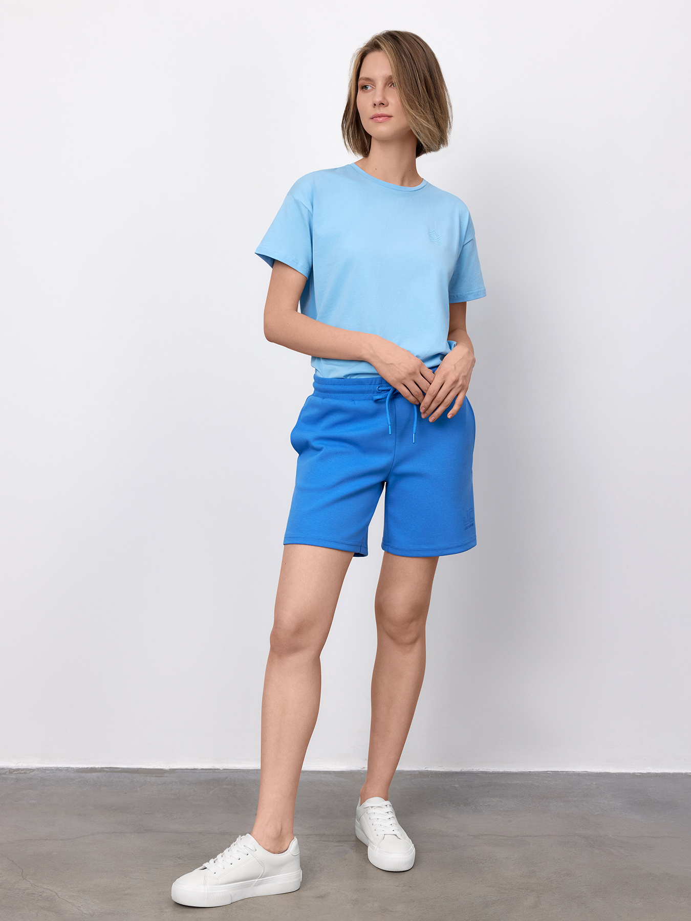 Спортивные шорты женские Just Clothes 453719 голубые 48 RU