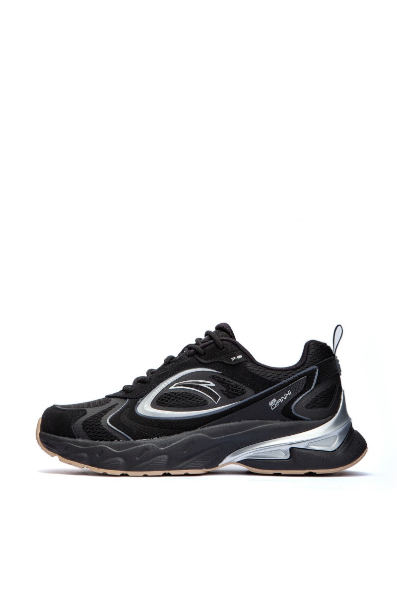 

Спортивные кроссовки мужские Anta 812428890 MILLENNIUM 7.0 RETRO RUNNING черные 7.5 US, Черный, 812428890 MILLENNIUM 7.0 RETRO RUNNING