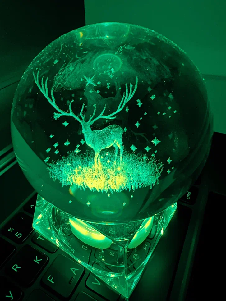 фото Светильник 3d хрустальный шар большой (диаметр 7 см) "олень" зеленый qvatra