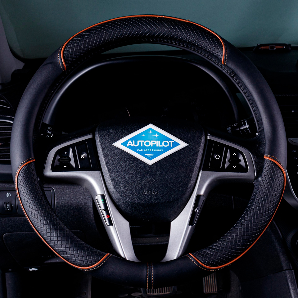 

Оплетка на руль Автопилот Toyota-3104-BLW-004001022 Тойота Ярис (2016-2024), Черный;коричневый