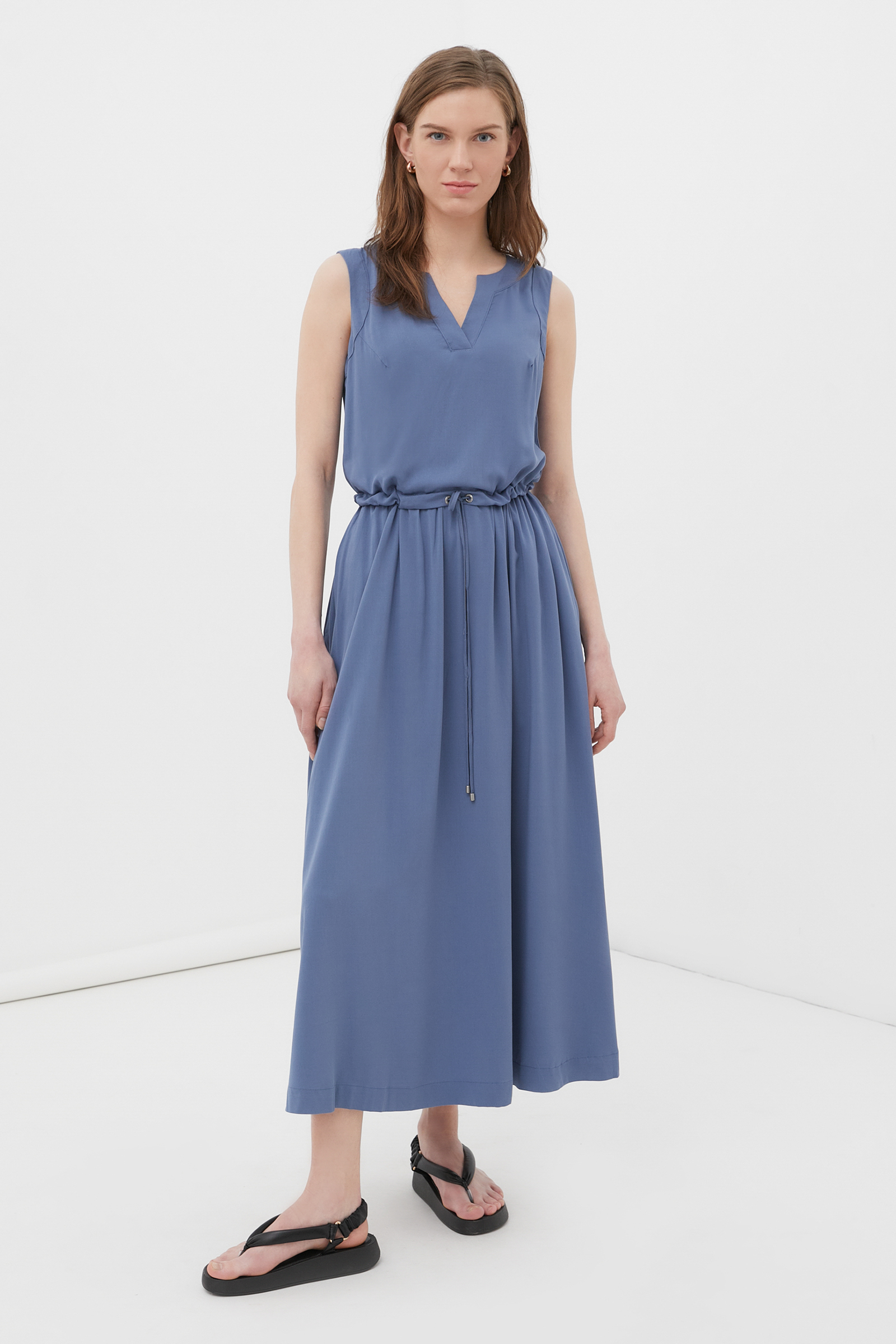 Платье женское Finn Flare S21-12092 голубое M