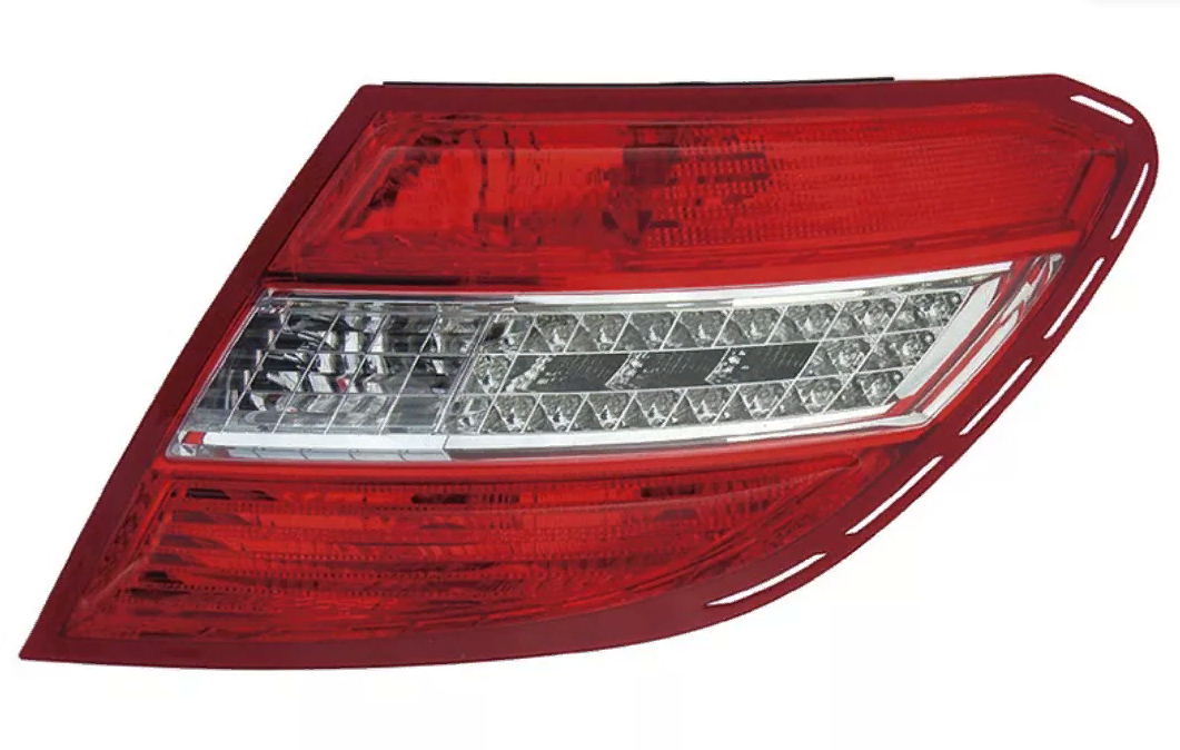 

ФОНАРЬ ЗАДНИЙ ВНЕШНИЙ ПРАВЫЙ LED 1шт