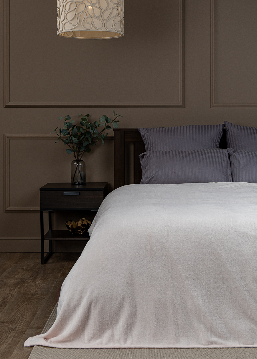 Плед TexRepublic Absolute 140х200 1,5 спальный покрывало на диван фланель теплый молочный