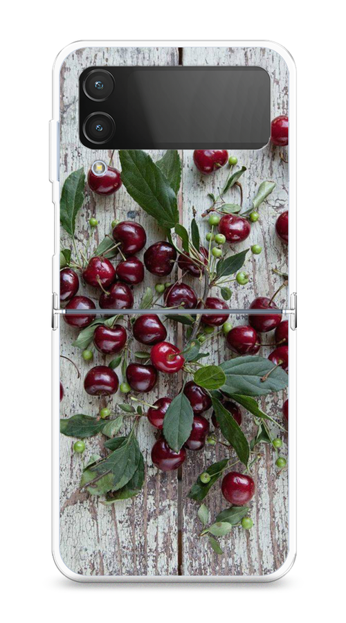 

Чехол на Samsung Galaxy Z Flip 4 "Вишня", 2106650-1