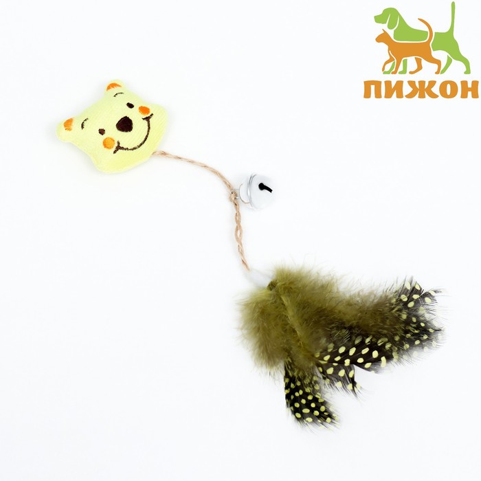 

Игрушка для кошек Пижон Медведь с кошачьей мятой и перьями, 10 см, с бубенчиком