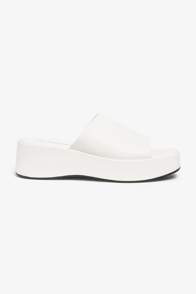 

Сабо женские Monki 1049582 белые 37 EU (доставка из-за рубежа), 1049582