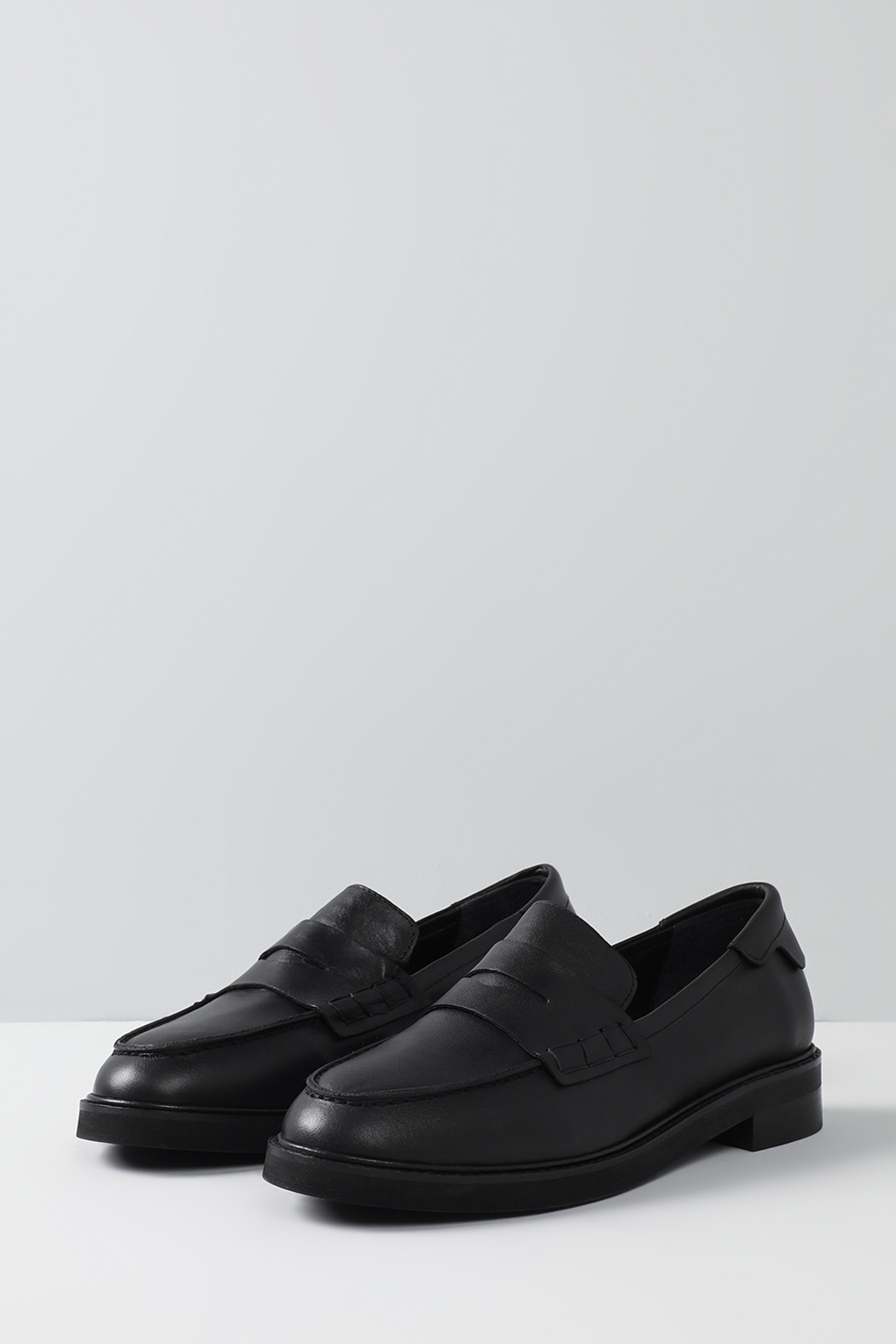 Лоферы женские Ever be ZEN-25127 черные 39 RU