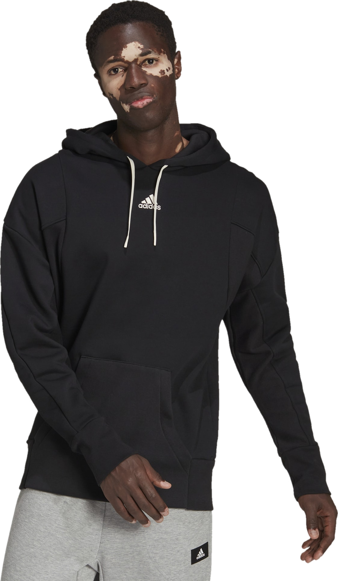 

Худи мужское Adidas M INTERNAL OH черное XL, Черный, M INTERNAL OH