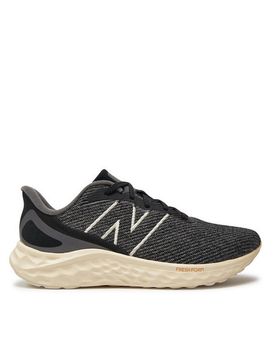 

Кроссовки мужские New Balance Fresh Foam Arishi v4 MARISAK4 черные 42 EU, Черный, Fresh Foam Arishi v4 MARISAK4