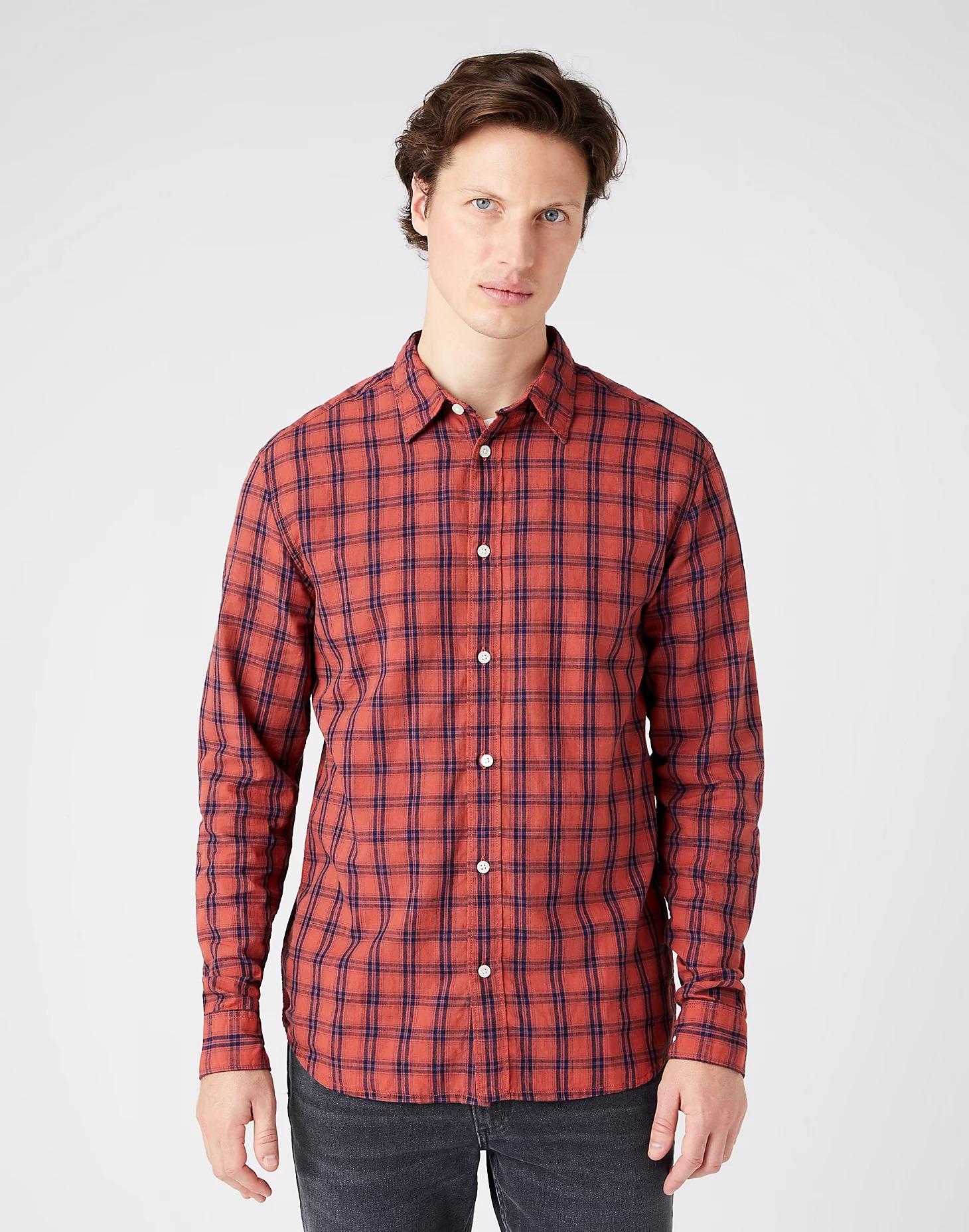 

Рубашка мужская Wrangler NON PKT SHIRT красная 2XL, NON PKT SHIRT