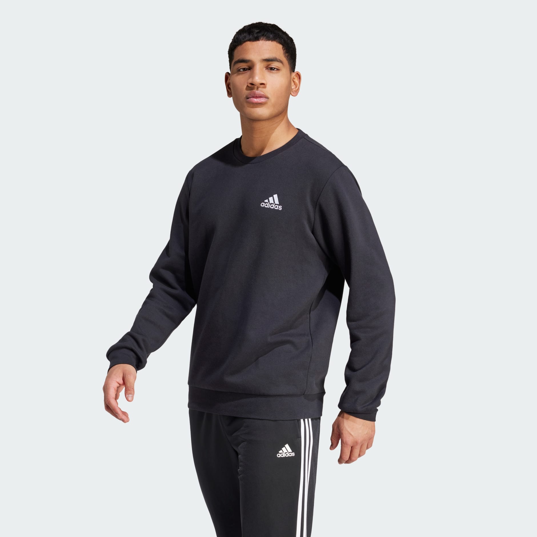 Свитшот мужской Adidas Essentials Fleece Sweatshirt черный XL