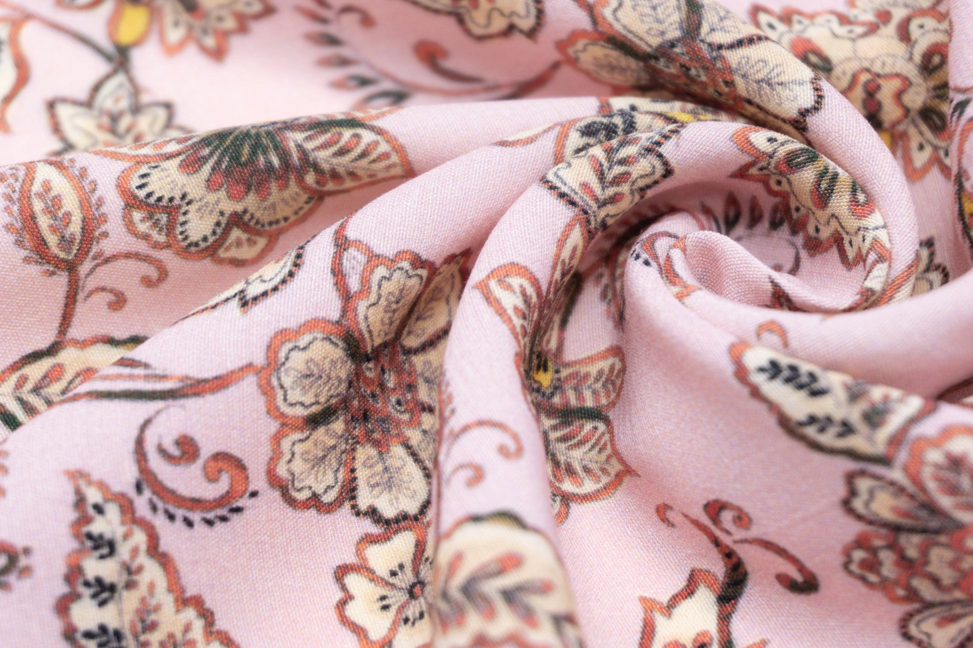 

Ткань UNOFABRIC 17837 вискоза, легкий крепс восточными цветами 100x150 см, Розовый